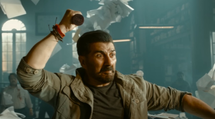 MovieReviewSTDO's tweet photo. Jaat Day 1 Box Office Collection: Sunny Deol’s Comeback Opens at ₹9.5 Cr – Real Hit or Just Hype? Click the link to know the detailed box office report👇
https://t.co/XgLyKmcBMO

#JaatBoxOfficeCollection, #JaatBoxOfficeCollectionDay1, #JaatCollectionDay1, #JaatCollectionReport https://t.co/AHQRIrcwbD
