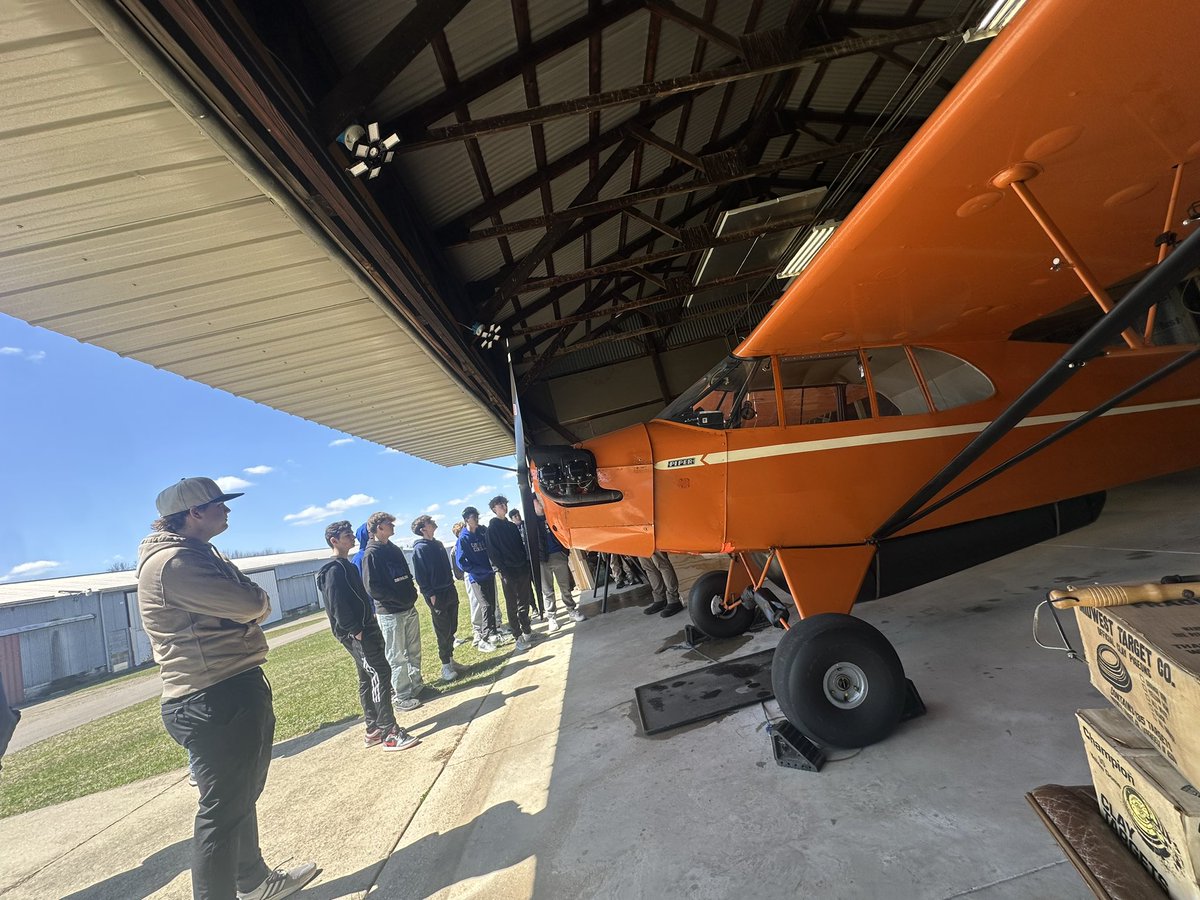 The <a href="/DCC1928/">Detroit Catholic Central High School</a> Flying Shamrocks Aviation &amp; Aerospace club visited Brighton Airport today, learning about their local chapters of the EAA, RAF &amp; AOPA. We talked to pilots from many walks of life and career fields and toured hangars with some amazing aircraft!
#TeachMeGDK 
#nerding