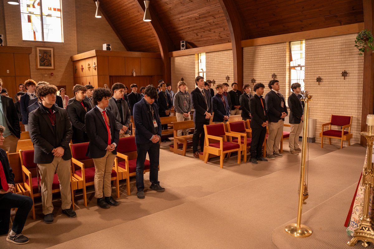IonaPrep's tweet photo. This afternoon, as our Gaels get ready to begin their Holy Week break, students from Mr. DeBiase and Mrs. Gallino’s theology classes gathered in the school chapel to pray the Stations of the Cross — a moment of reflection and faith before the days ahead.

#InvestInspireIgnite https://t.co/QI6Vj7fhv9