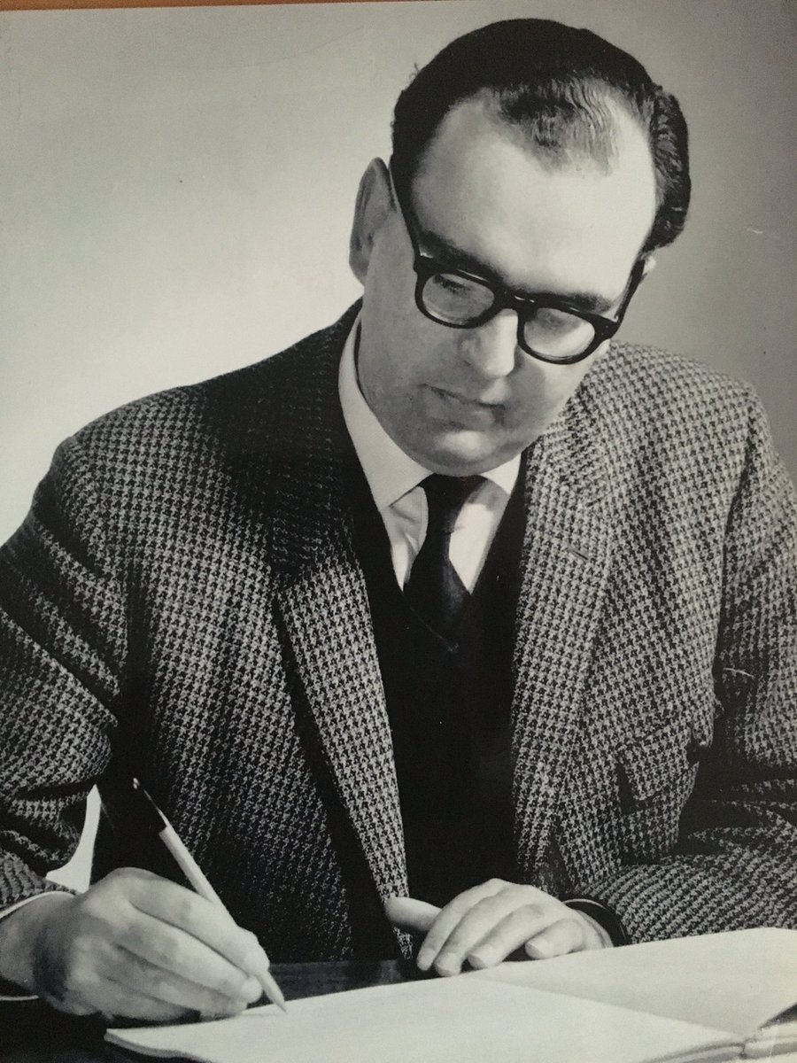 joubertcomposer's tweet image. ****       John Joubert’s Centenary falls in 2027     ****

johnjoubert.org.uk
wisemusicclassical.com/composer/802/J…