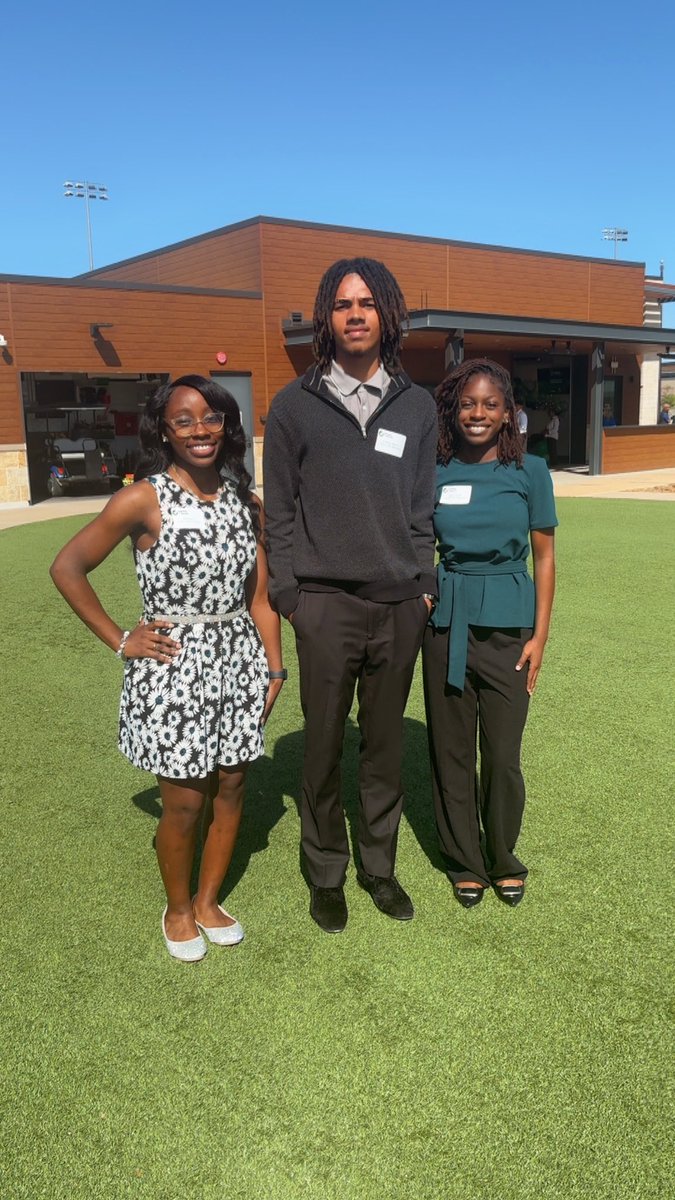 DWCarterHS's tweet photo. Fairway to Success Notification Day was a SUCCESS for the 3 students: Akela Larzeia, Kristopher Thomas, Maryah Smith (left to right). Thank you Coach Calahan for coordinating this opportunity for our students. https://t.co/OwPqR3bSfX