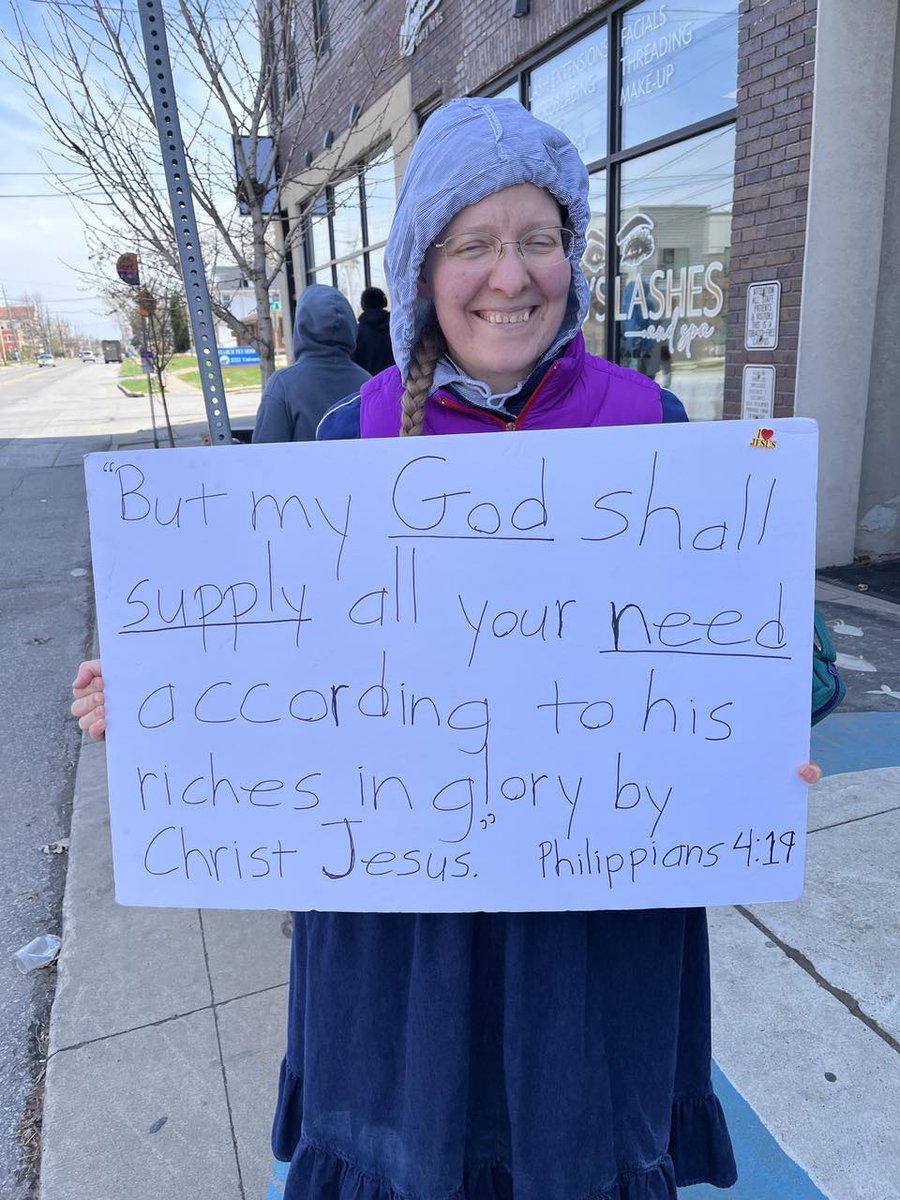 IowaRTL's tweet photo. During the 40 Days for Life Spring Prayer Campaign, we prayed on the sidewalk in front of the Des Moines Susan Knapp Planned Parenthood near Drake University, as well as the Ames Planned Parenthood near Iowa State University. https://t.co/IxRSHVp7Cr https://t.co/PeCnocHgEa