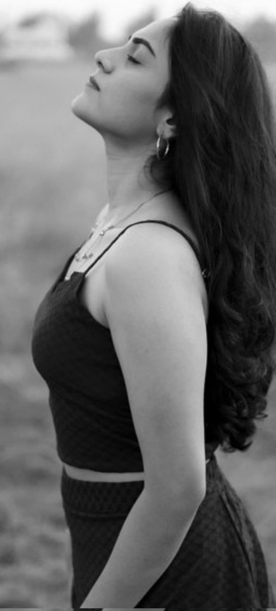 Lovely_Queens1's tweet image. #Preetha