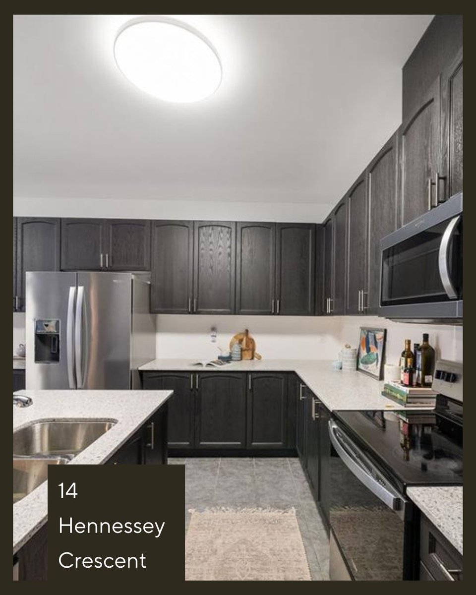 14 Hennessey Crescent- Lindsay, Ontario 🙌
Listed at $779,999 🌟

Listing Agent: Jenn Straat- Sales Representative
Listing Brokerage: Royale Town &amp; Country Realty Inc. Brokerage
*not intended to solicit*
#newbuild #lindsayrealestate #lindsay #lindsayon #lindsayontario
