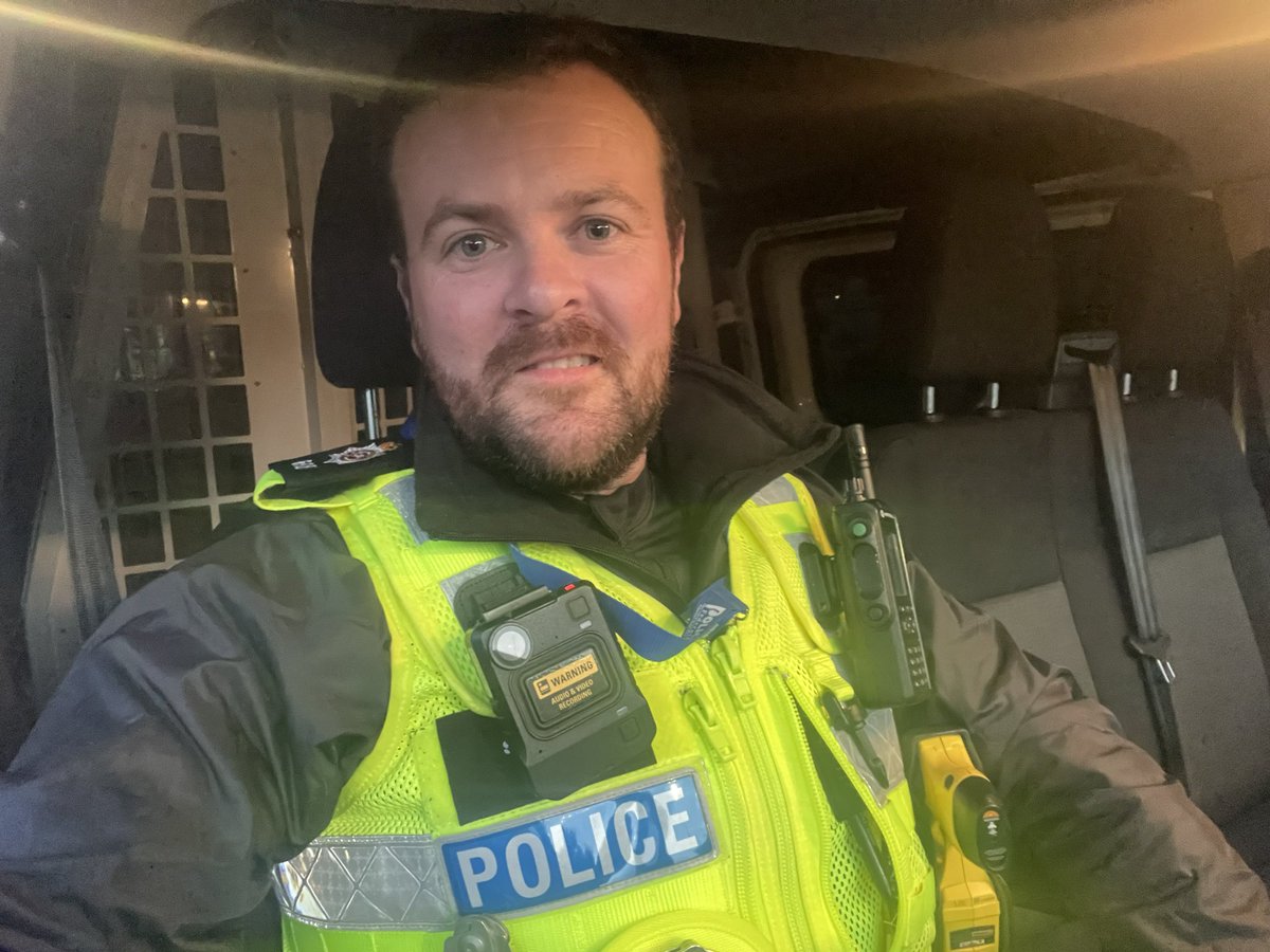 SC6980's tweet image. 8 years in. Enjoying @SurreyPolice lots and lots.
