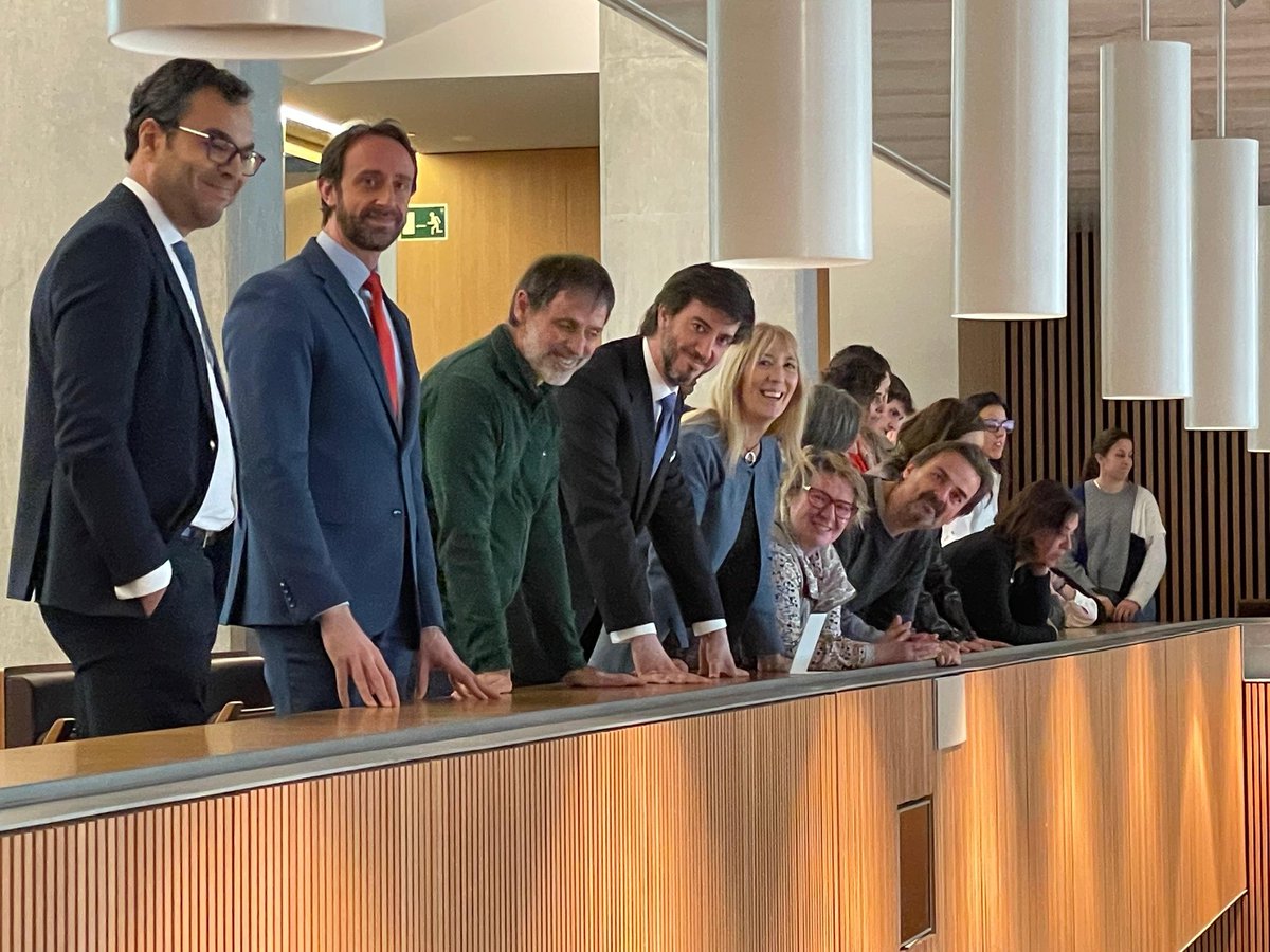 ConsellGeneral's tweet photo. 📸 Avui ha finalitzat la primera edició del curs "El Consell General d’Andorra: passat i present d’una institució parlamentària europea (segles XIII-XXI)" que hem organitzat amb l'@UdAndorra.

🙏 Gràcies a tots els alumnes per interessar-vos per la història del nostre parlament. https://t.co/73VPxxBI5d