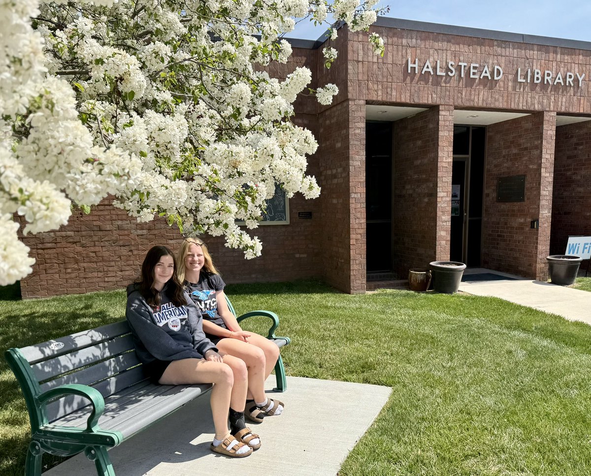 Media+PR Class: HHS students met with The Halstead Public Library for a PR client meeting. Media+PR students are designing bookmarks for the public library’s Summer Reading Program. Real world CTE experience! #440Proud