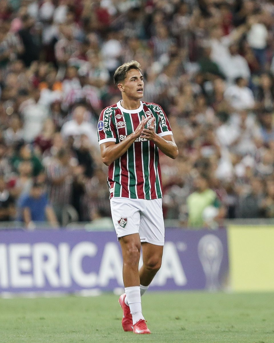FluminenseFC's tweet photo. Atuação gigante na goleada de ontem! Joga muito, Bernal! 🇭🇺🇭🇺🇭🇺 https://t.co/bVI1UzXx8q
