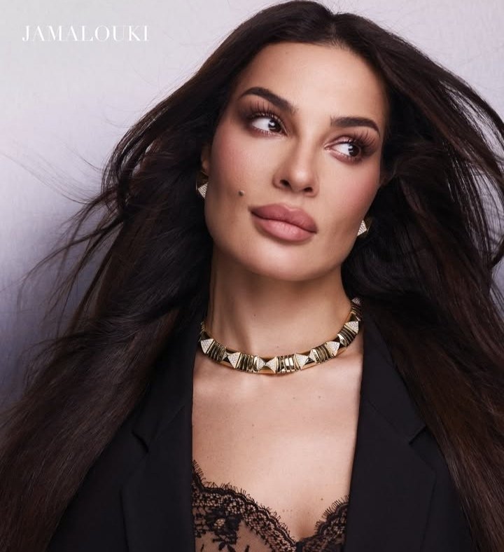 hanaa_nnnfan's tweet photo. جمالك جمال مش عادي 🔥😍
#نادين_نسيب_نجيم 
@nadinenjeim 
#JamaloukiMag https://t.co/LbZxoxXz1H