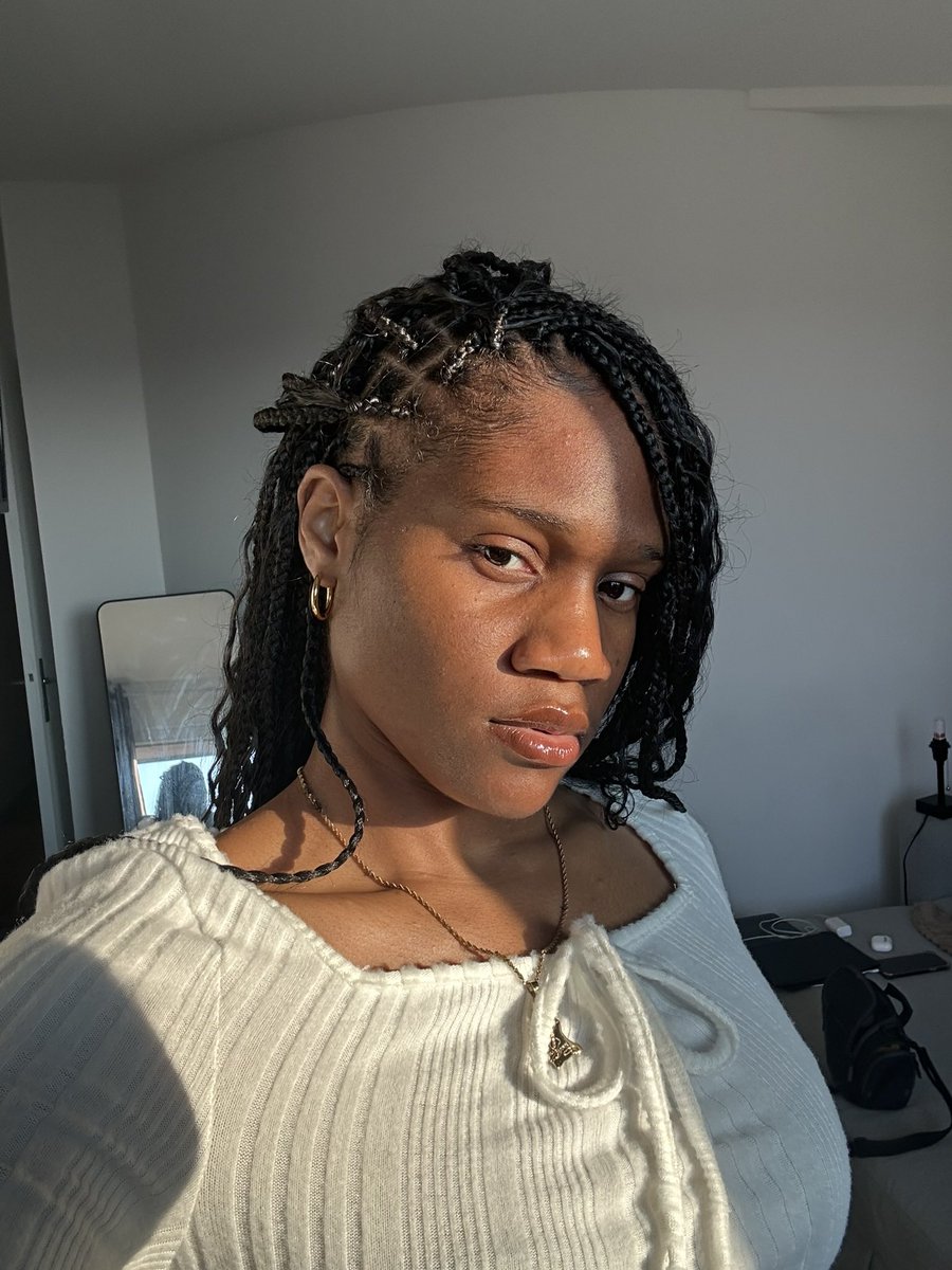 chloemkg__'s tweet photo. Meka fille de Lebogo 👑
Princesse de la Lékié 🇨🇲 https://t.co/lFLtS60kf7