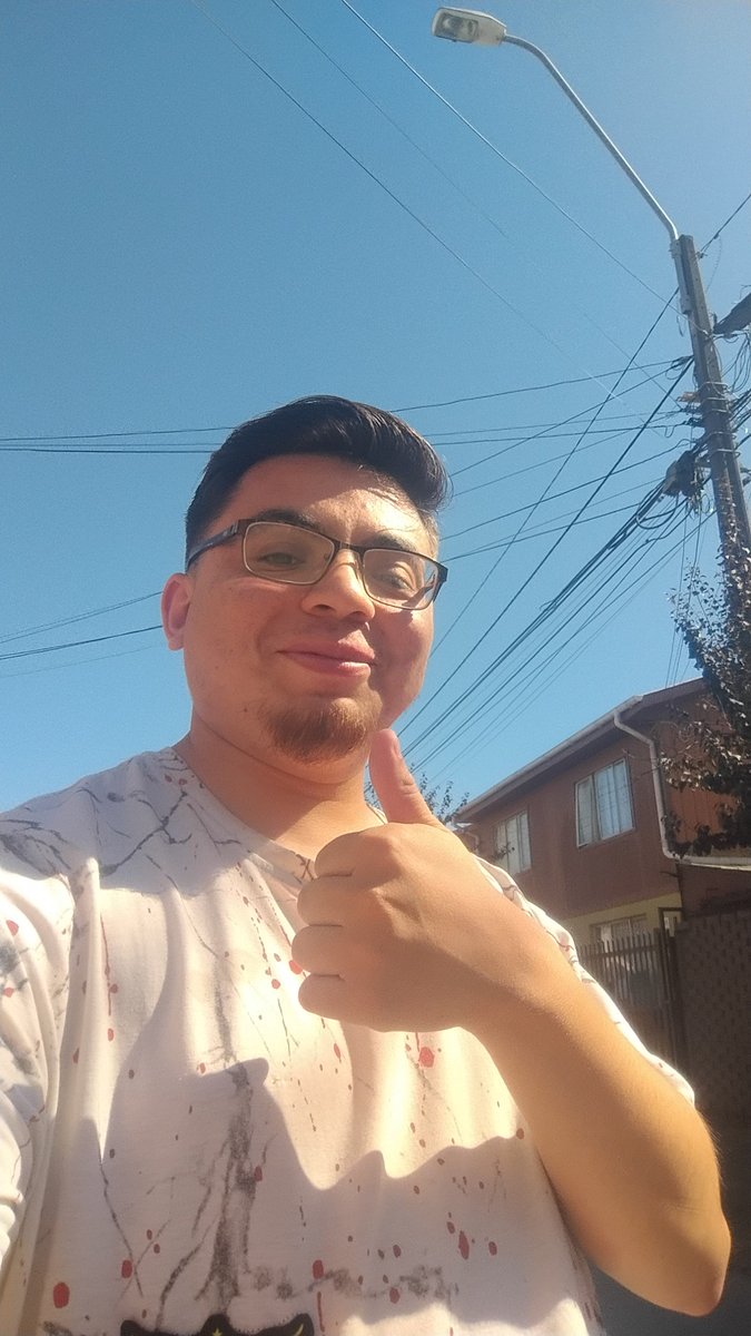 cidbash's tweet image. Ni me reconozco, 7 años aprox con el pelo largo .