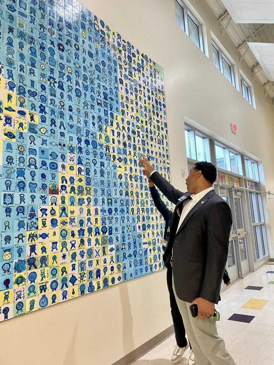 Wrapping up Take Your Legislator to School Week! 📚🏛️

Today, Brian Echevarria visited Odell Elementary, Mount Pleasant High, and Hickory Ridge High, connecting with educators, students, and school leaders to see firsthand how policies impact NC classrooms.