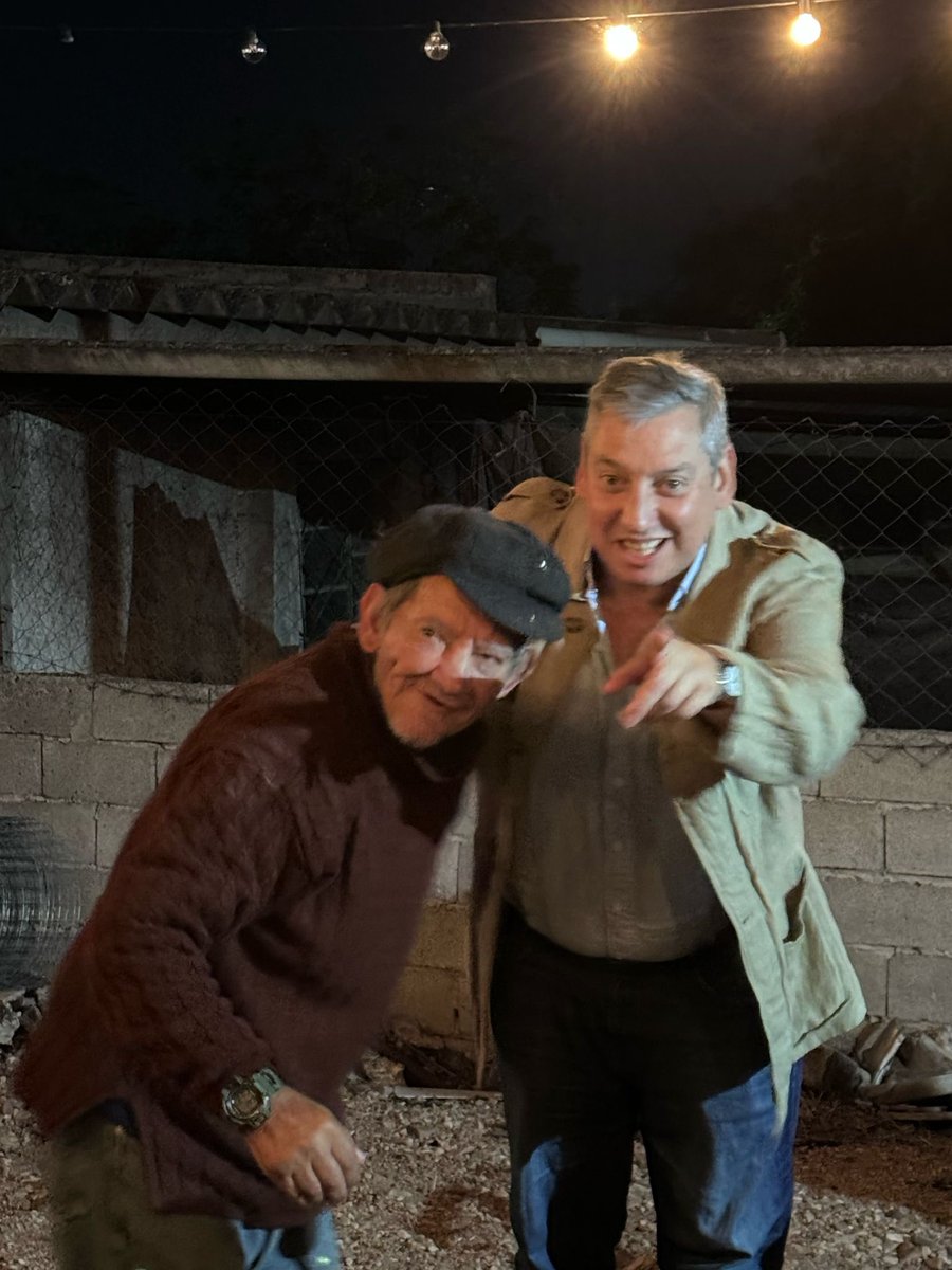 Gracias  6221 por esta linda reunión barrial en Florida. <a href="/Pajaro_2025/">Pájaro Enciso Intendente</a>