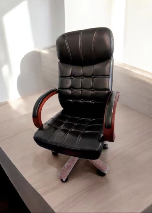 CaiHellen's tweet photo. Good quality office leather chair,wechat&amp;whatsapp:86-13711730414 https://t.co/btbVbdTh26