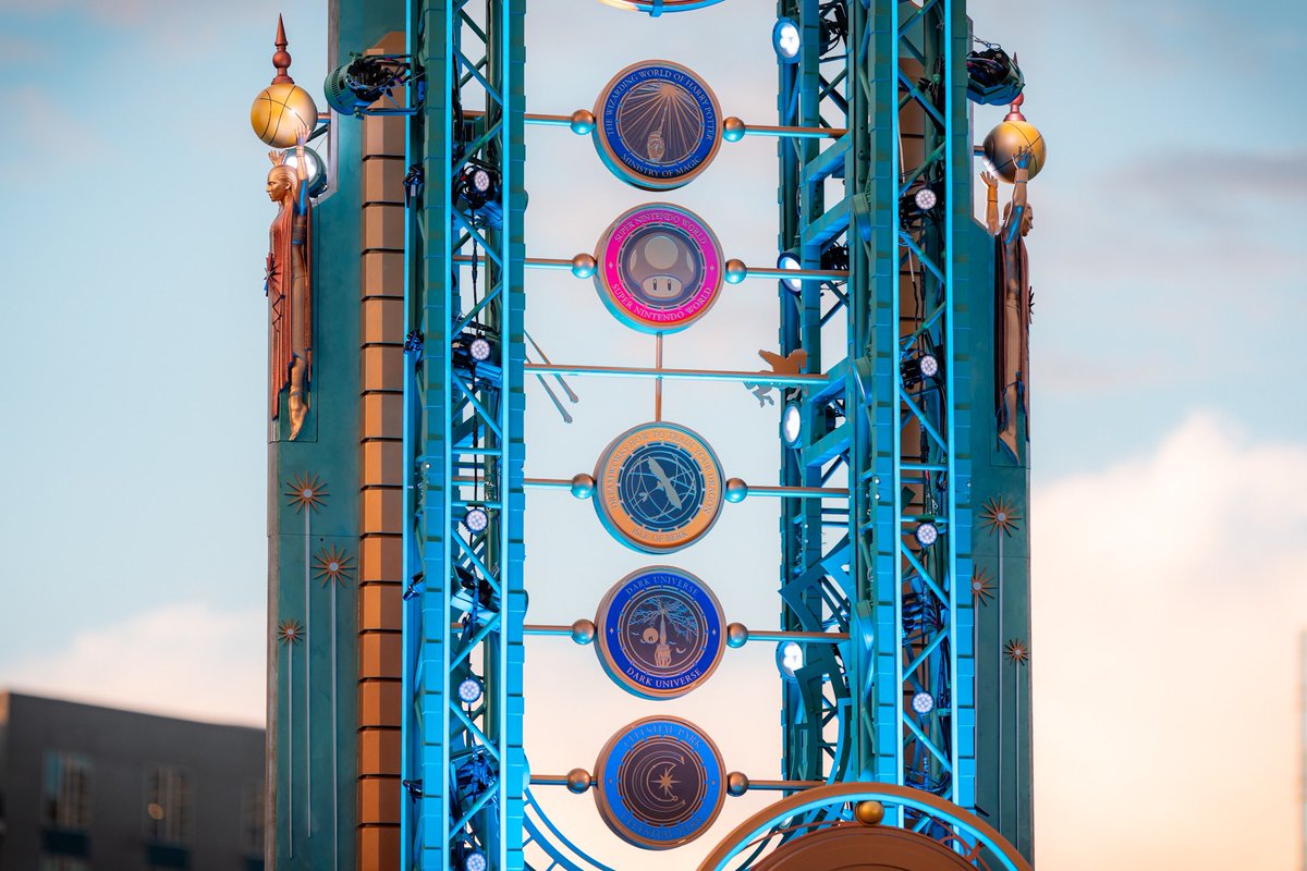 OrlandoInformer's tweet photo. Atlanta is looking epic 👀 An Epic Universe portal has landed at Pemberton Place. See it before it’s gone, now through April 13! https://t.co/7Oz7lho5Mn