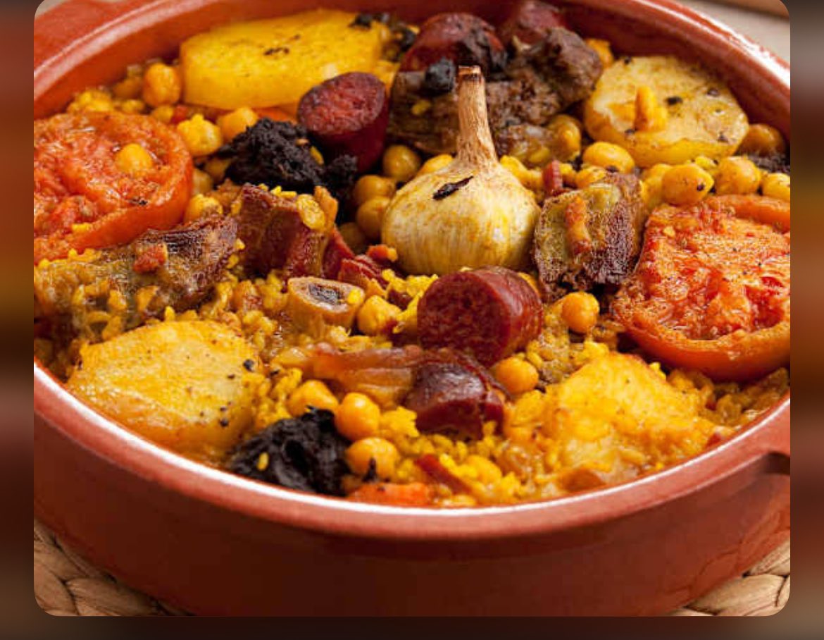 kalyferri's tweet photo. @NickLovesSpain Arroz  al horno de Valência con morcilla de cebolla! https://t.co/lkM75eu1nk