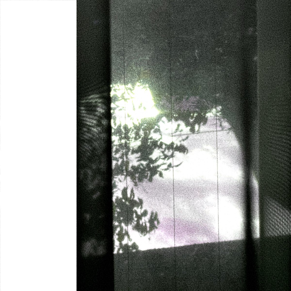 reach_air_jp's tweet photo. Glass EP https://t.co/o6ViAFddzd https://t.co/R6kUglR1F6