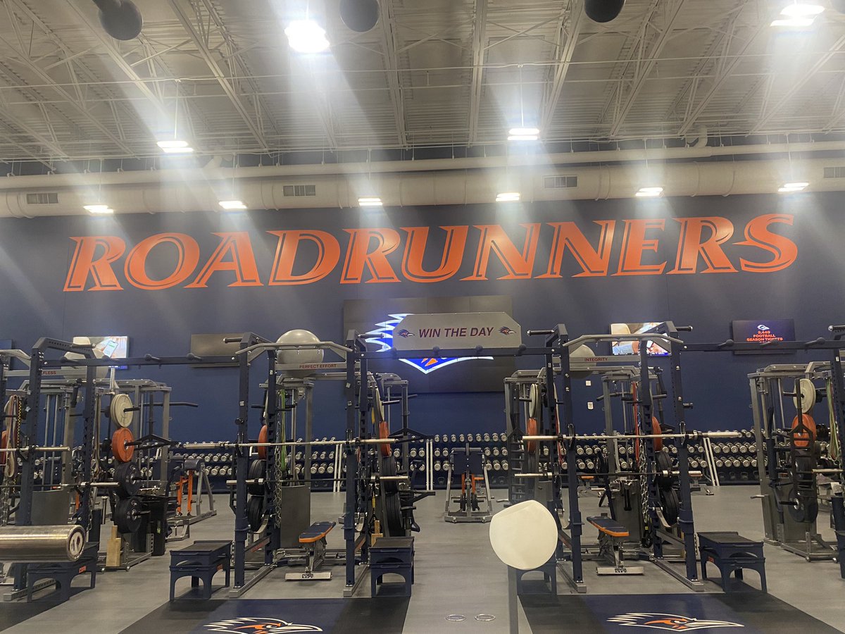 Andres Arroyo (@aarroyo1035) on Twitter photo Huge thanks to <a href="/kaystreete/">Kareem Streete-Thompson OLY</a> for having my family and I out to go visit. We had a great time touring the amazing campus and facilityβs!
<a href="/CRTrackandField/">CRTrackandField</a> Huge thanks to <a href="/kaystreete/">Kareem Streete-Thompson OLY</a> for having my family and I out to go visit. We had a great time touring the amazing campus and facilityβs!
<a href="/CRTrackandField/">CRTrackandField</a>