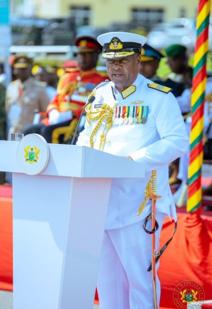 H.E John Dramani Mahama would make you feel like Nana Addo was a President in a movie. 😁😂😁😂😁