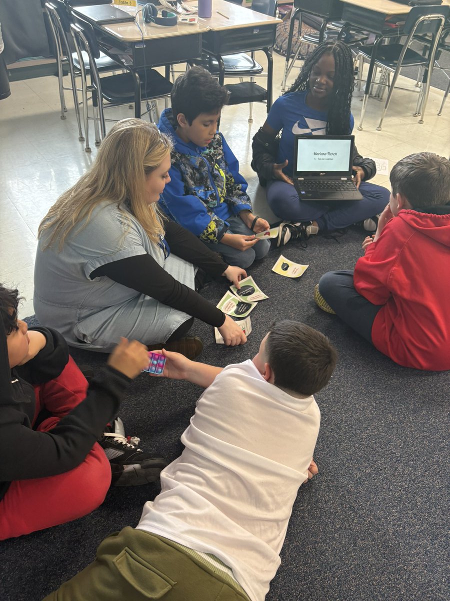HulliganExplore's tweet image. Sharing informative slides about the 7 Natural Wonders. On each slide, students wrote text, included at least one picture, and added at least one other text feature. They also had to keep track of all their sources which was challenging! Getting ready for 5th grade!
@D59Rupley