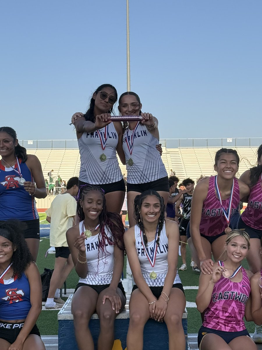 Franklin Girls Track tweet media