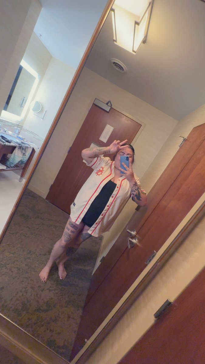 Can’t wait for <a href="/vastiveofficial/">Vastive 🐾</a> <a href="/Samplifire/">Samplifire</a> <a href="/infektdubstep/">INFEKT</a> and <a href="/KayzoMusic/">Kayzo</a> tonight!!!!