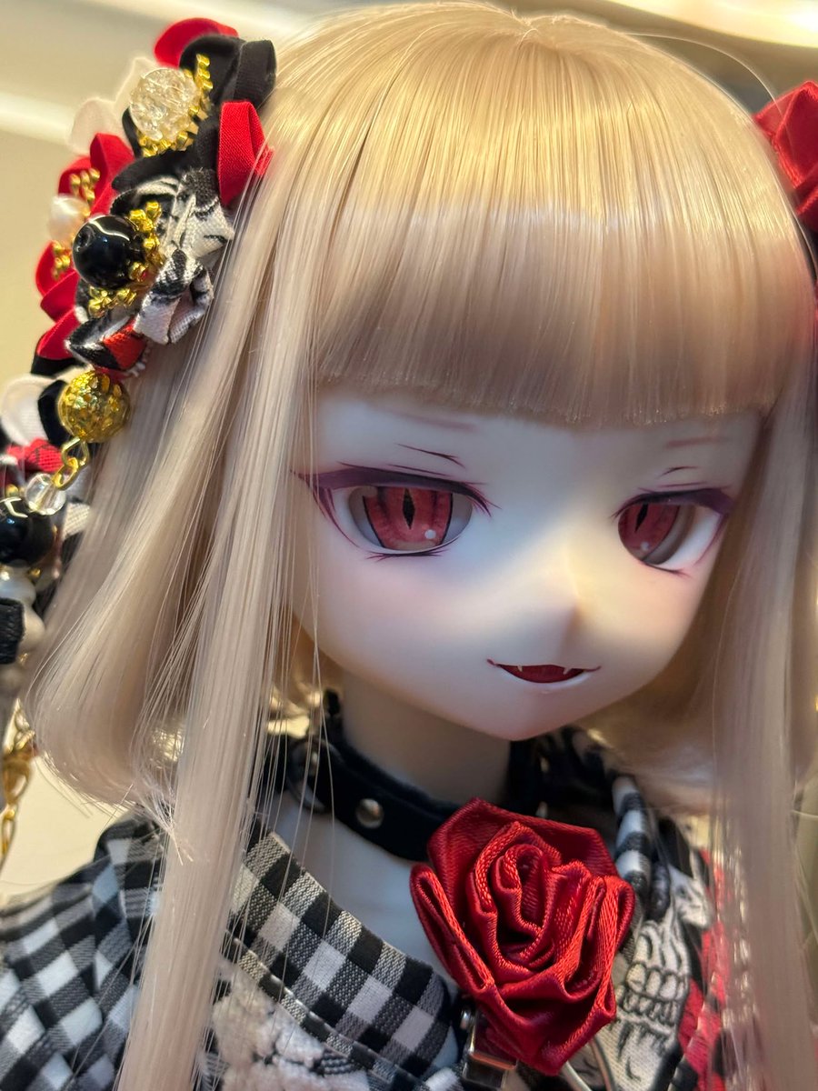 e20004338's tweet photo. 口を開けて笑う魅力

豪華なスタイルが彼女をさらに美しくした

気品に満ちた令嬢へと変貌する🌹💀

#magっこ 
#お迎え報告 https://t.co/8eGSVI77KA