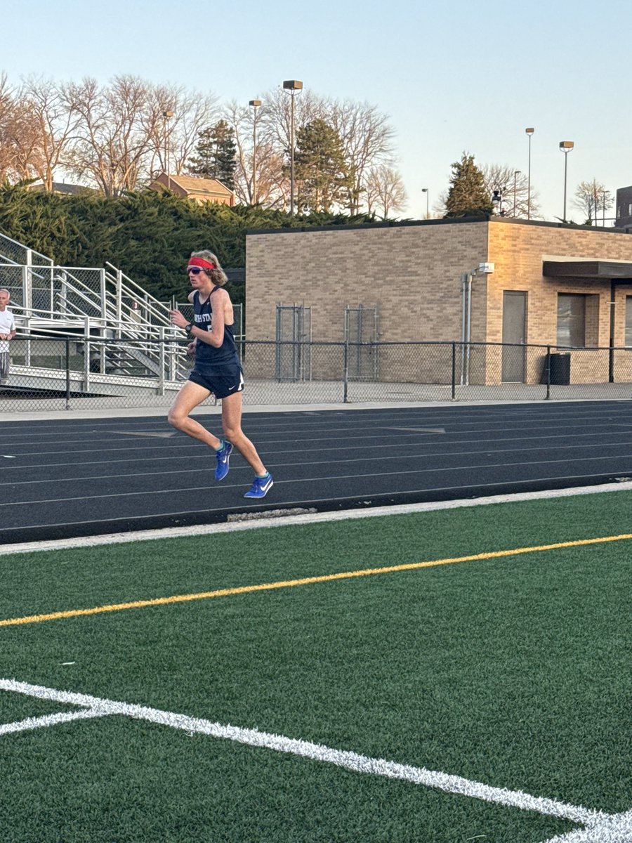 LNS_TF's tweet photo. 1600 meter run https://t.co/Xel7OD3rRx
