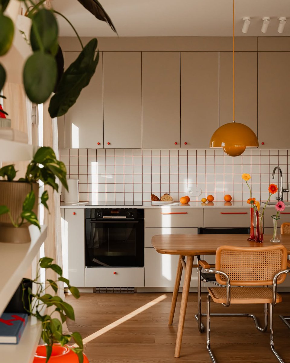 interiorsuckerr's tweet photo. https://t.co/82ri8HuLs2