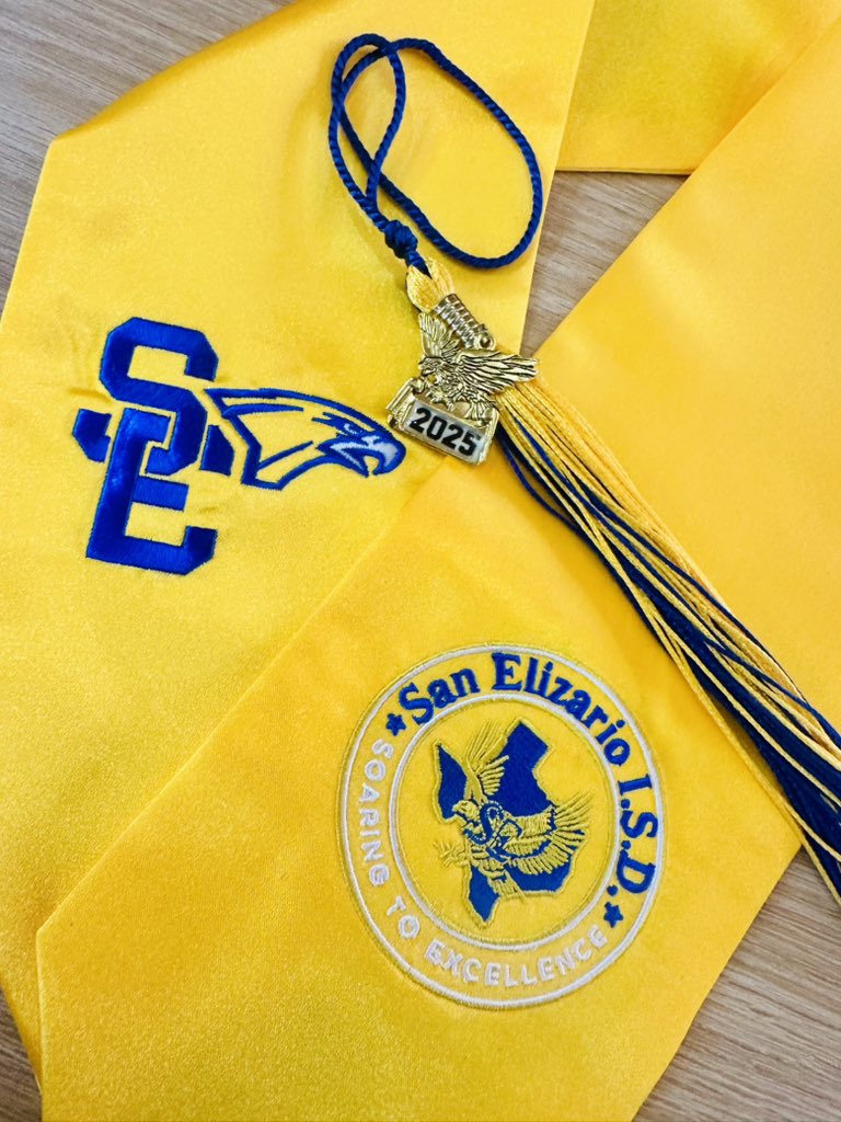 SanElizarioHS's tweet image. Cap &amp;amp; Gown Pickup Night was a success, Eagles!  🦅 🎓Our seniors showed up with big smiles and even bigger dreams—ready to soar into their next chapter!  
We’re officially in #SeniorSzn now!  
#SEHS2025 #EaglePride @TroyEnriquezSE @LauraISilva2 @MNunn_SEHS_AP @ValChavez2018