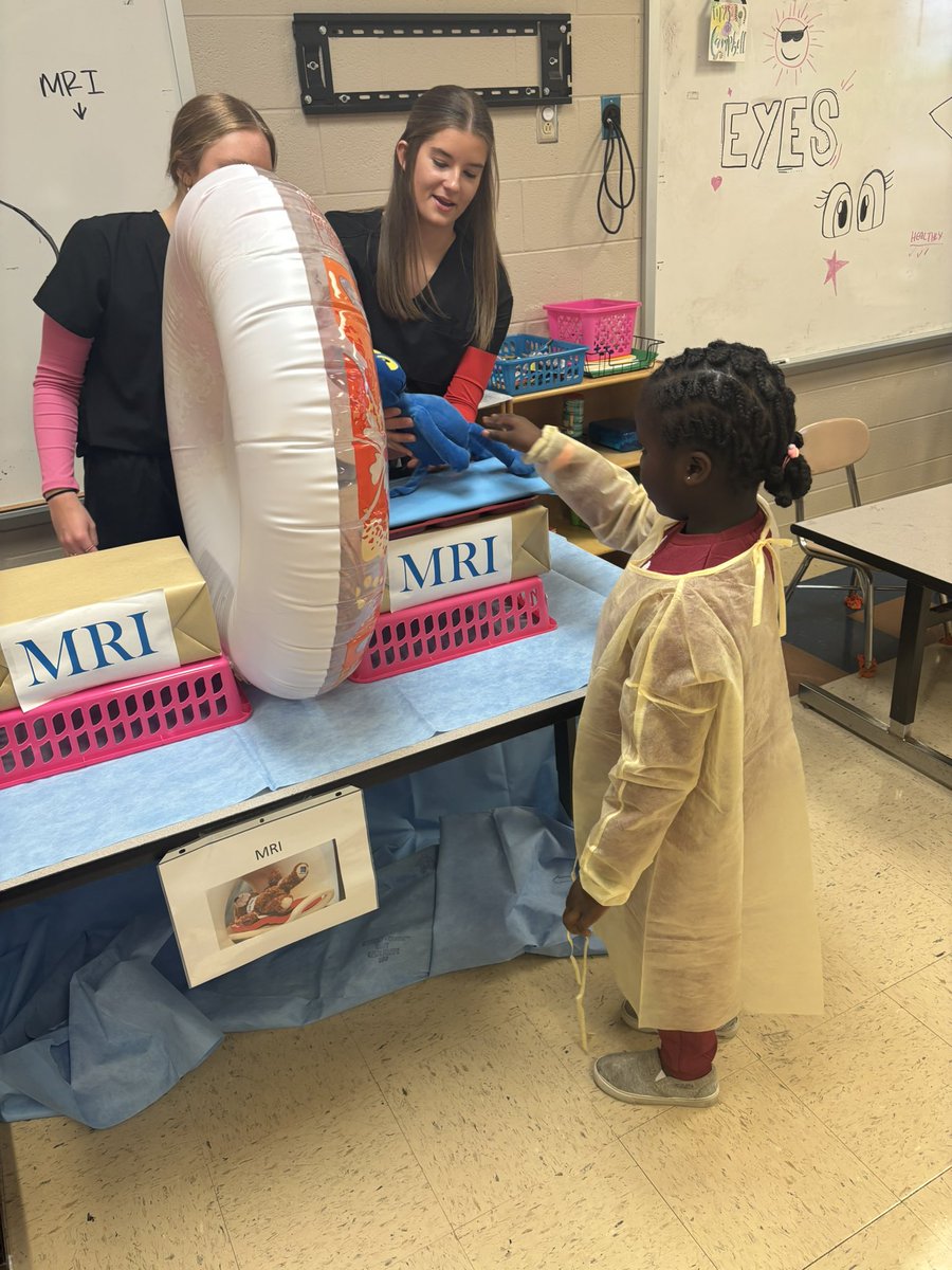 Oakland_HOSA's tweet photo. Thank you to @PittardPride for allowing our CCMA students to perform a teddy bear lab! We hope this helped the students feel more comfortable with going to the doctor! We had the best time!! @OaklandRCS @marshallj_ohs @smartin2020 @DrLeavyOHS https://t.co/VetHk42ama