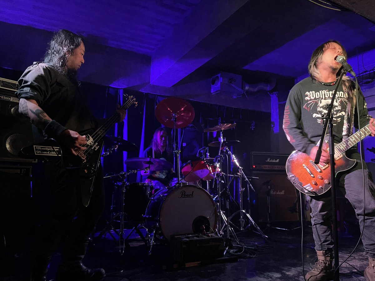 poo2310's tweet photo. 昨日のclub STOMP♪

#八尾のヒロシ
#ノラ一味
#CHUCKitDAISY
#BONEPUZZLE
#WatarusekenwaOnibakari
#club STOMP https://t.co/K2O6VpvXz1