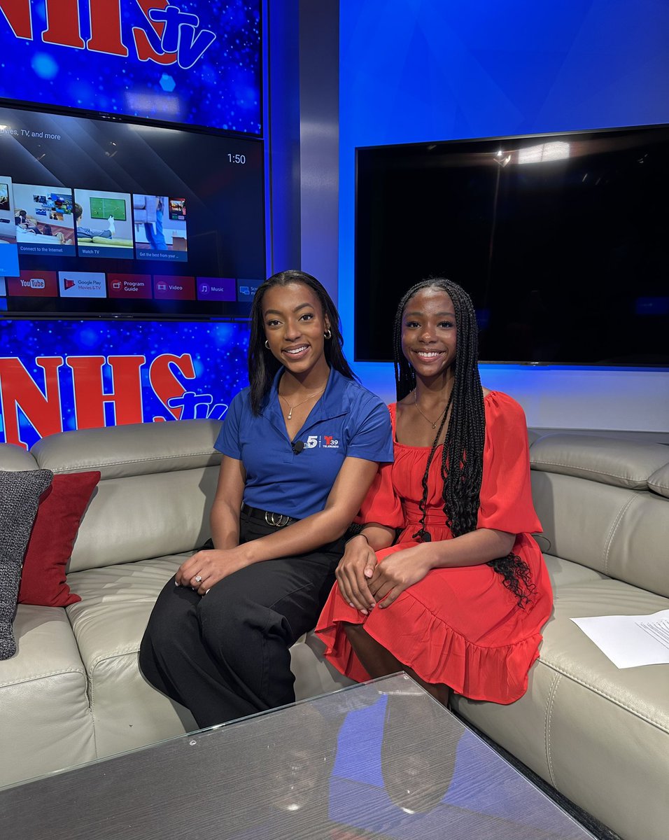 NHSTexans's tweet image. So awesome to have NBC5 Meteorologist and NHS Alumni, Ryann Jones, in our NHSTV studio today! #Flagship #partoftheshippartofthecrew #OnceATexanAlwaysATexan