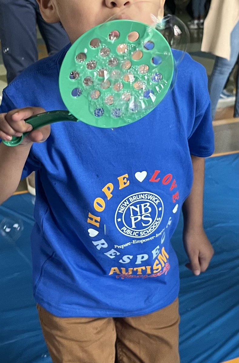 NBPS Student Support Services (SSS) (@nbps_sss) on Twitter photo A big thank you to Principal <a href="/TheManPrincipal/">Mr. Mooring</a> & the McKinley K community, along with our SSS team, for making today’s “Bubbles for Autism”celebration so special! With laughter, bubbles, & sensory fun, we celebrated the beauty of acceptance💙♾️ #AutismAcceptance
#Neurodiversity A big thank you to Principal <a href="/TheManPrincipal/">Mr. Mooring</a> & the McKinley K community, along with our SSS team, for making today’s “Bubbles for Autism”celebration so special! With laughter, bubbles, & sensory fun, we celebrated the beauty of acceptance💙♾️ #AutismAcceptance
#Neurodiversity