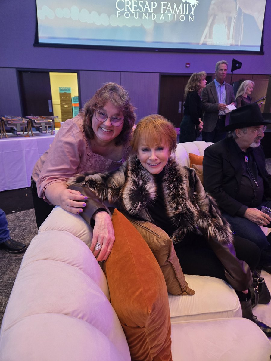 LeeAnn 💜 💃🤘 tweet media