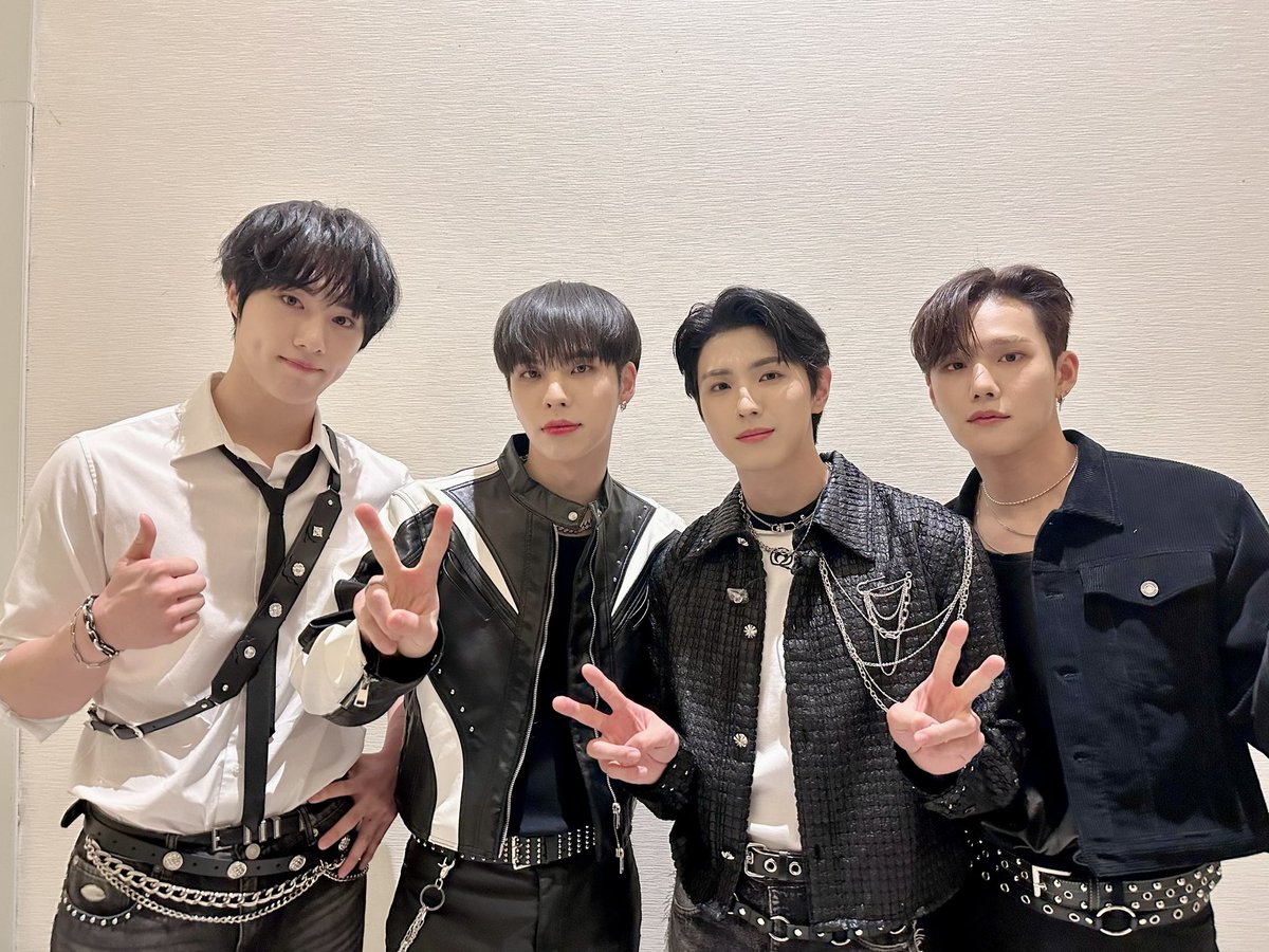 CIX_Official tweet media