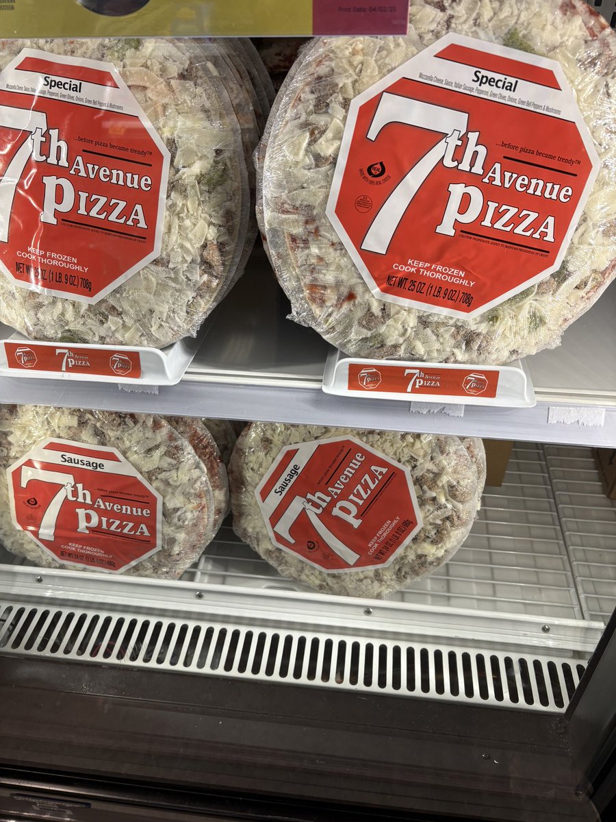 mnskolsister's tweet photo. My grocery store in Chicago finally started to sell @7thavenuepizza 😀. Happy FriYaY!  Special on tap for the weekend! https://t.co/cczKHXnad7