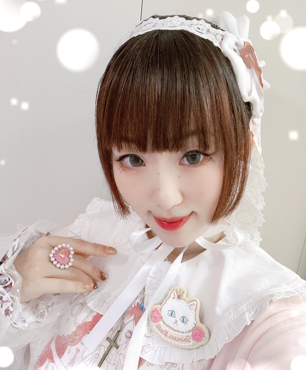 PrincessDollaya's tweet photo. 🎀PDenne綾Snap🎀
☁️わたしが見上げる黄昏の空スカート(黄昏)
🧸パンクマちゃんのチュールスカート(Pink)
🏰20th Sweet Castle Tシャツ(Pink)
🐈PD×Toymeコラボわたみあネコちゃんブローチ
🧸PD×LIENヘッドドレス
🧸PD×LIENお袖留め
#PDenne
#PrincessDoll
#SweetCastlePD
#ロリータ
#ロリィタ
#原宿 https://t.co/PmnzODO7td