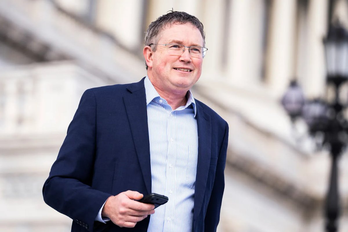 Elephant Signal 🐘🇺🇸 tweet media