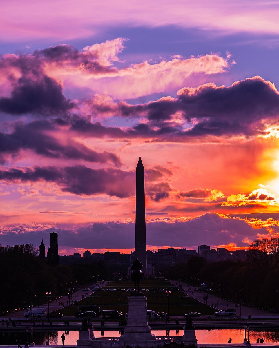 A cloudy weather forecast calls for a cloudy Washington Monument picture.☁️ 

📸: mikelurie / IG #Only1DC
