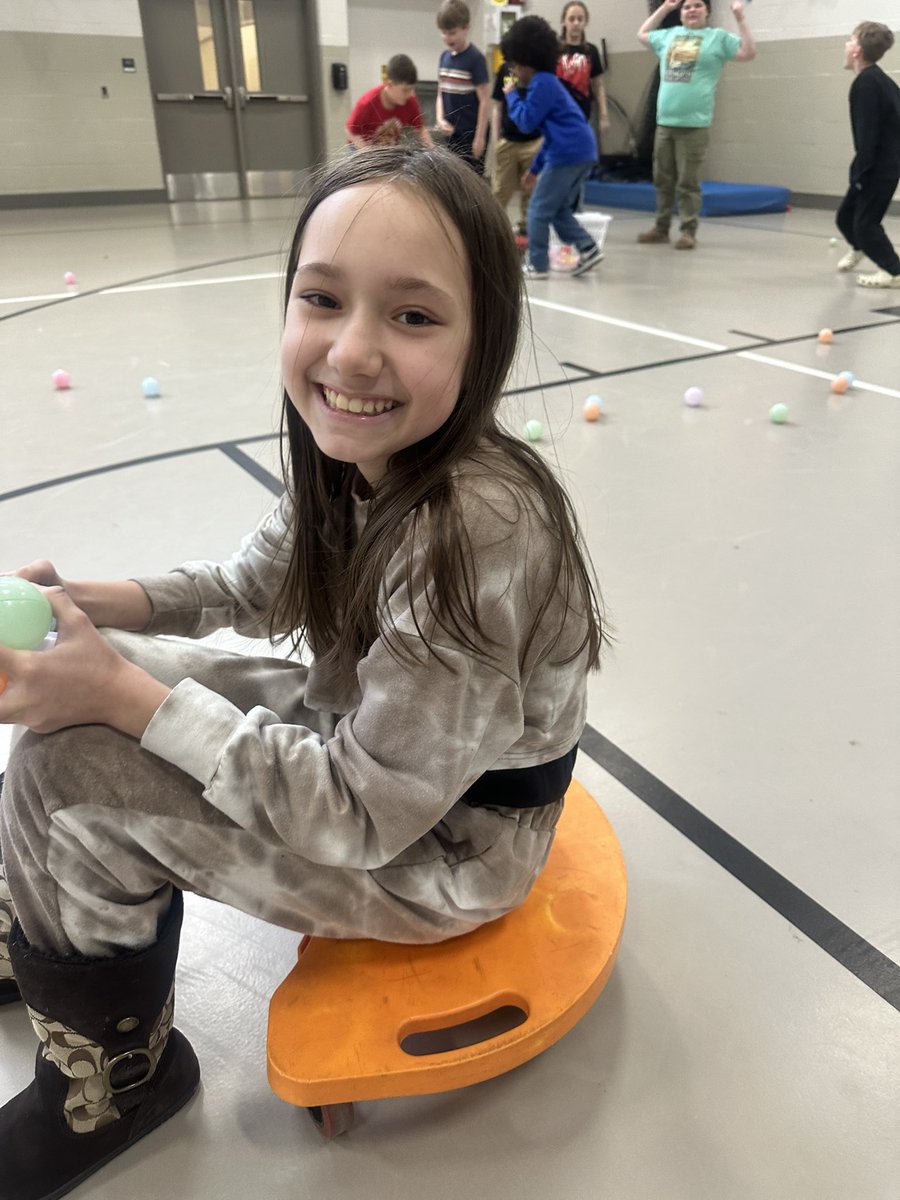 Always smiling in PE 🖤💛🖤💛