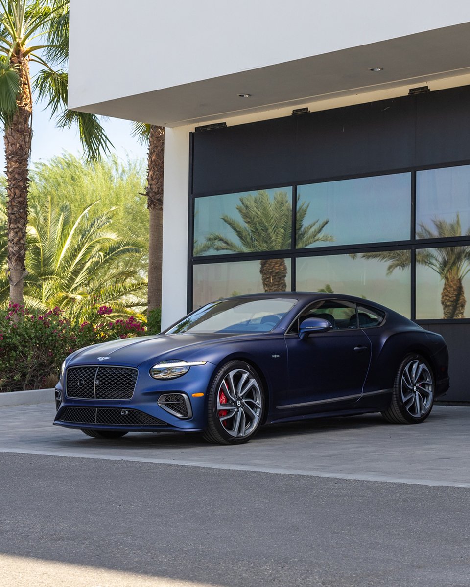 You don't park it, you position it. #Bentley #ContinentalGT
📸 Andi Hendrick

-
Continental GT Speed (hybrid) WLTP drive cycle: fuel consumption, mpg (l/100km) – Combined with discharged battery 27.4 (10.3). Combined electrical consumption– 28.1 (kWh/100km). Combined CO₂