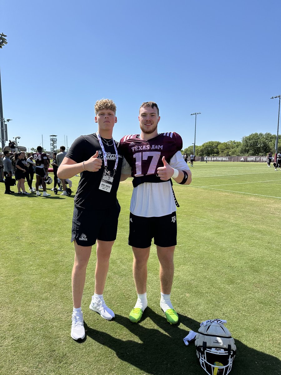 Jake Sneed 6โ6 TE (@jakesneed2027) on Twitter photo Great meeting and talking with <a href="/ArmstrongKiotti/">Kiotti Armstrong</a> and <a href="/TheodorMelin/">Theo Melin รhrstrรถm</a> Gonna be fun to watch them this season!
<a href="/Coach_Ellsworth/">Christian Ellsworth</a> Great meeting and talking with <a href="/ArmstrongKiotti/">Kiotti Armstrong</a> and <a href="/TheodorMelin/">Theo Melin รhrstrรถm</a> Gonna be fun to watch them this season!
<a href="/Coach_Ellsworth/">Christian Ellsworth</a>