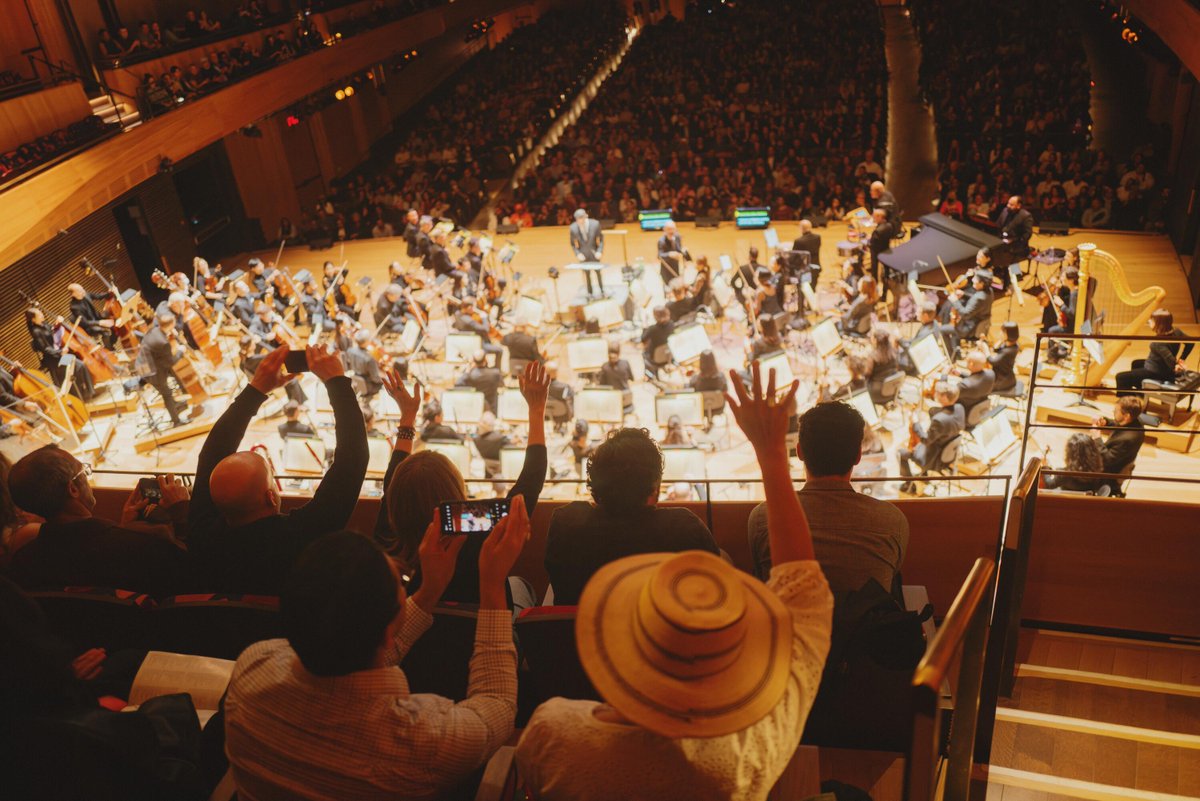 Lincoln Center (@lincolncenter) on Twitter photo Lincoln Center Visionary Artist <a href="/rubenblades/">Rubén Blades</a> brought the crowd to their feet with the US premiere of Maestra Vida in David Geffen Hall! Blades’ large-scale musical work was performed with members of the <a href="/nyphil/">New York Philharmonic</a> and conducted by Diego Matheuz. Enjoy the highlights!
📸: @layer_nyc Lincoln Center Visionary Artist <a href="/rubenblades/">Rubén Blades</a> brought the crowd to their feet with the US premiere of Maestra Vida in David Geffen Hall! Blades’ large-scale musical work was performed with members of the <a href="/nyphil/">New York Philharmonic</a> and conducted by Diego Matheuz. Enjoy the highlights!
📸: @layer_nyc