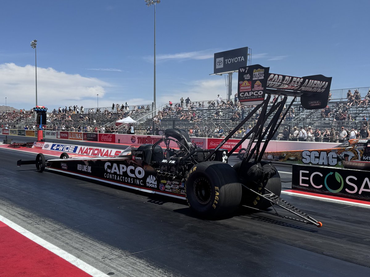 NHRA (@nhra) on Twitter photo To the top for <a href="/SteveTorrence/">Steve Torrence</a> and the CAPCO boys in Q1 at the #Vegas4WideNats with a 3.840 at 320.81 mph! To the top for <a href="/SteveTorrence/">Steve Torrence</a> and the CAPCO boys in Q1 at the #Vegas4WideNats with a 3.840 at 320.81 mph!