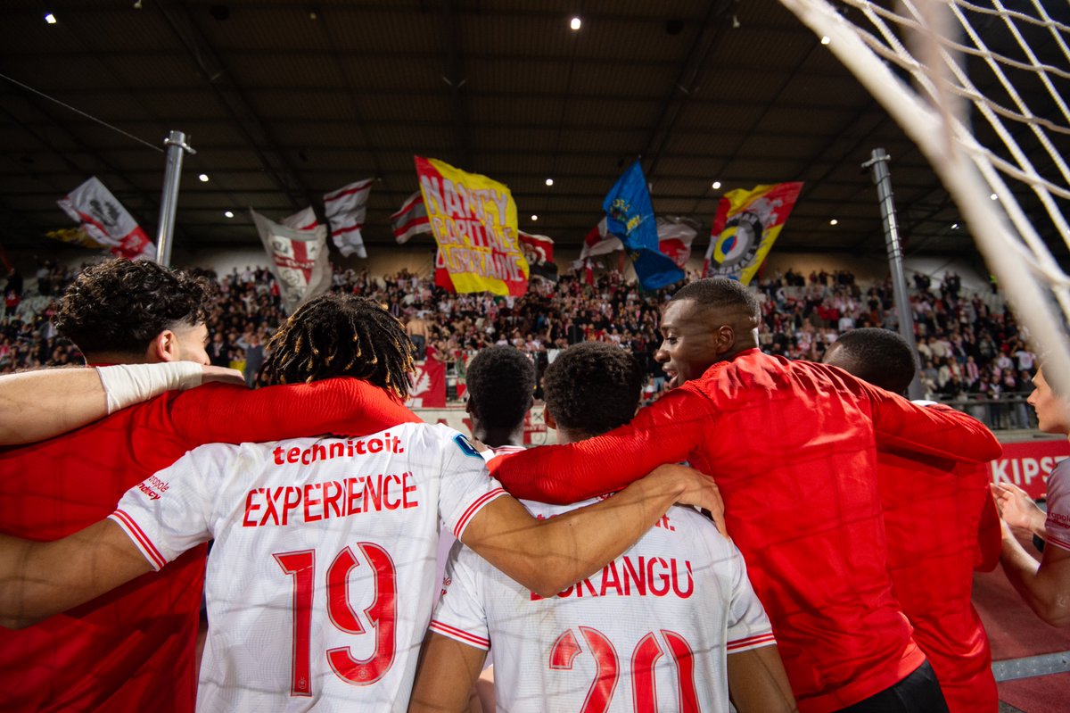 asnlofficiel's tweet photo. Elle fait du bien celle-là ! 🤩🔴⚪️
#ASNLLBC I #NationalFFF
