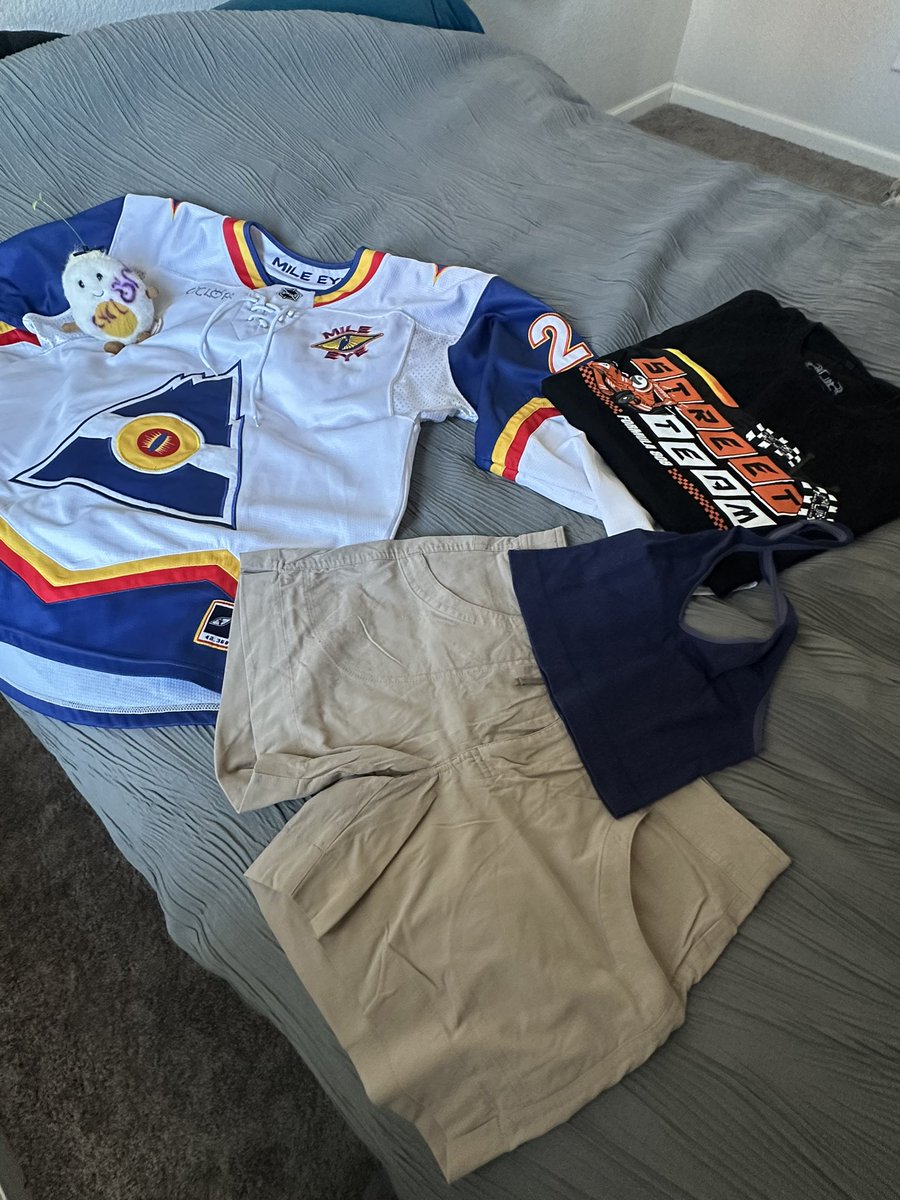 egg🥲🥚 tweet media