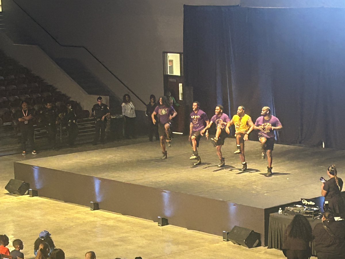 MELITRA MORRIS tweet media