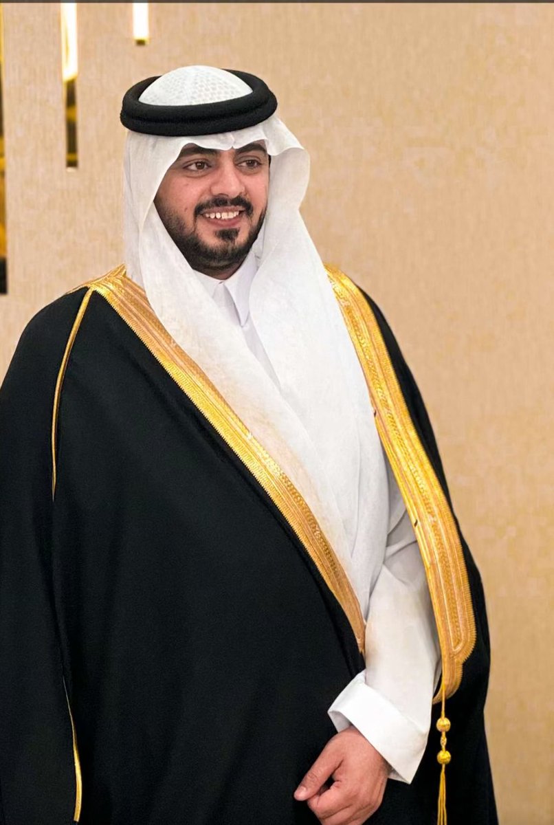 sultan_alakla's tweet photo. احتفل هذا المساء ليلة السبت الموافق ١٤٤٦/١٠/١٣هـ الخال حمود عايد الراشد الدحيلي بزواج ابنه راشد .. في قاعة عمر للافراح والاحتفالات حضره جمع غفير من الاقرباء والاصدقاء والزملاء .. اللهم بارك لهما وبارك عليهما واجمع بينهما بخير . وبالذرية الصالحة يارب.
#حائل https://t.co/ejbMWbIYD8