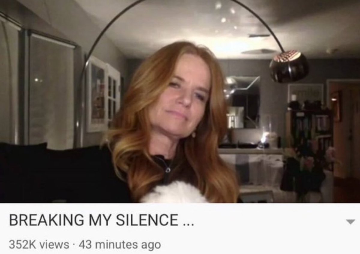 sharon_weave's tweet image. I want a patsy palmer cook book #CBBUK